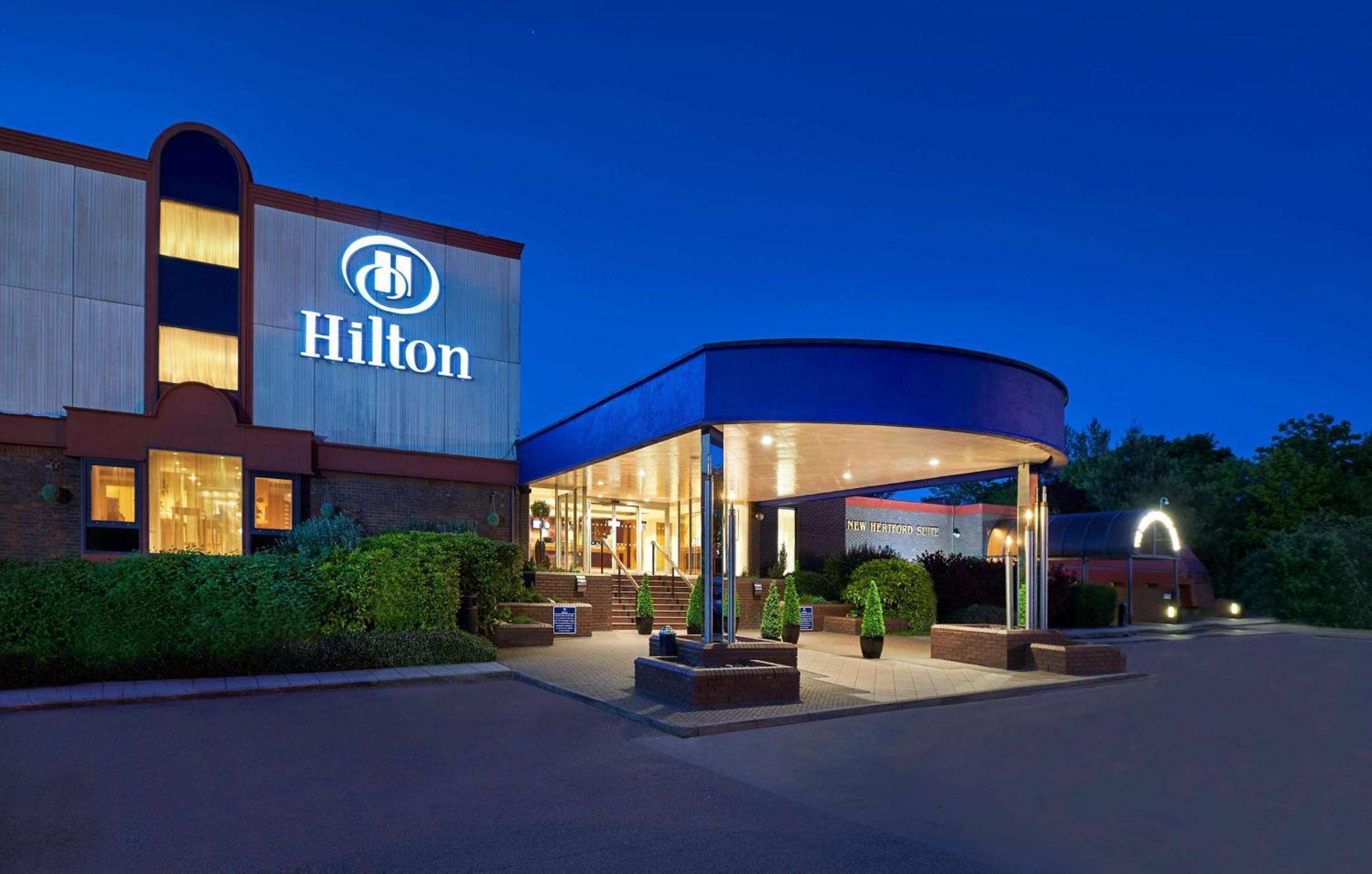 فندق هيلتون واتفورد المظهر الخارجي الصورة